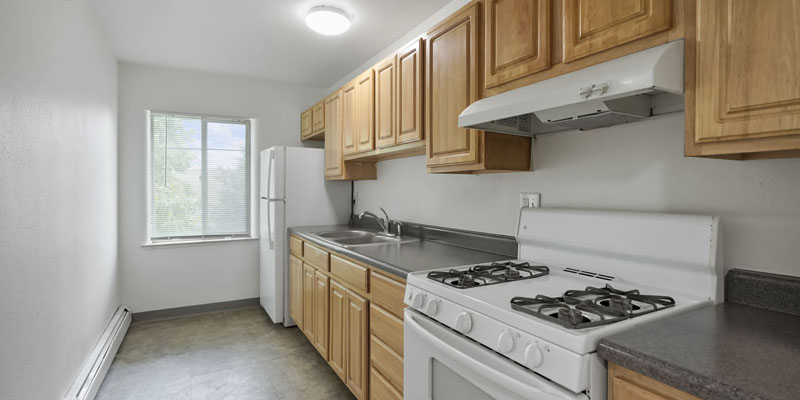Midtown Apartments Boulder - 2-Bedroom Apartment - Kitchen