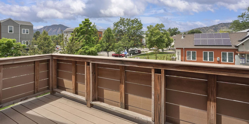 Red Oak Park Affordable Apartments - 2 Bedroom Apartment - Balcony View